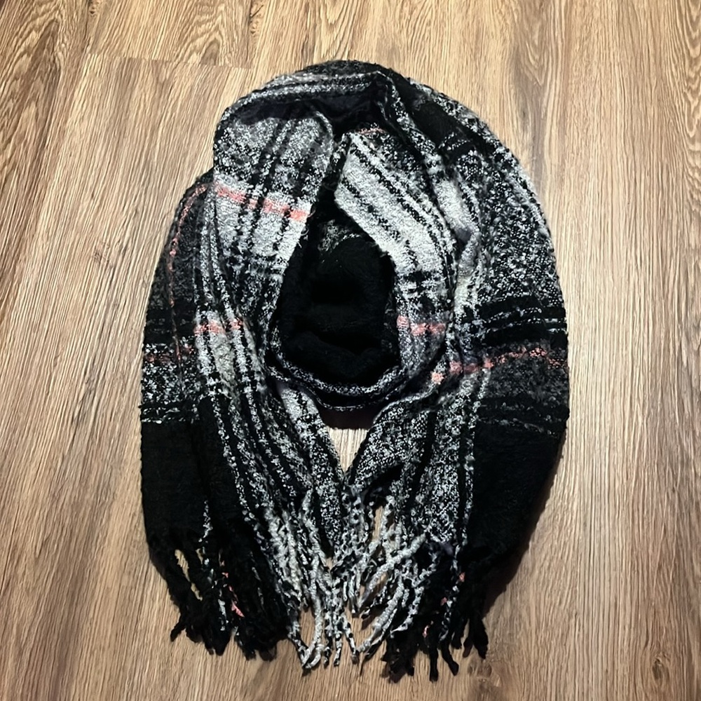 Gray and Pink Plaid Scarf